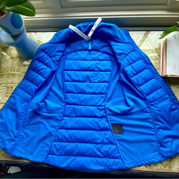 Lululemon Womens Pipe Dream Blue Down For It All Vest Running lightweight size 8 - Picture 9 of 9